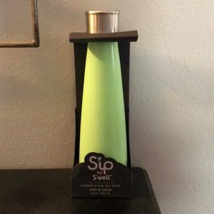 S’ip by S’well waterbottle